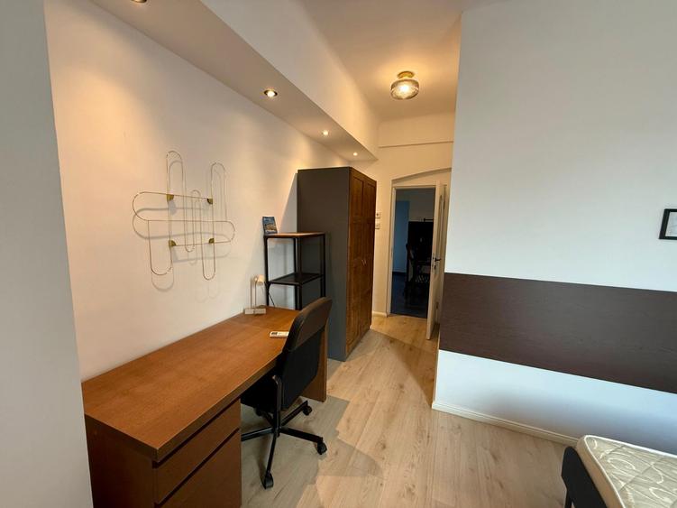 Generous 5 Bedroom Apartament with View | 3 Bathrooms | Cismigiu Park