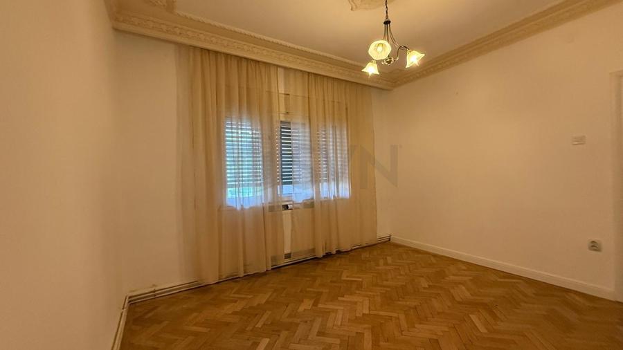 REA0046690 Apartament 3 camere Casin Domenii