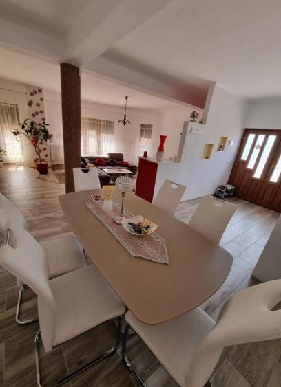 Giroc - Casa individuala cu 3 dormitoare si garaj
