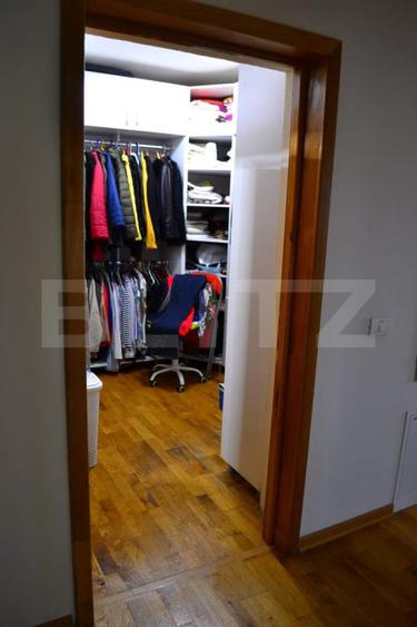 Casa individuala 5 camere cu teren de 350mp in Giroc