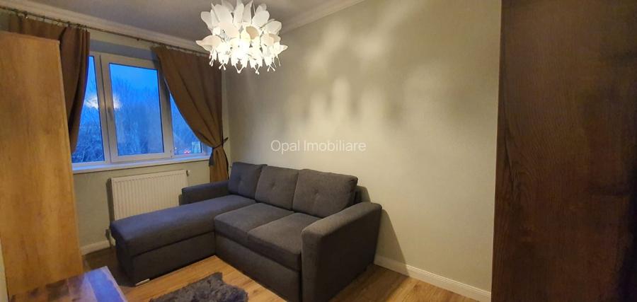 Exclusivitate,Tomis I,3 camere,mobilat/utilat lux,centrala gaz,etaj 4 cu pod