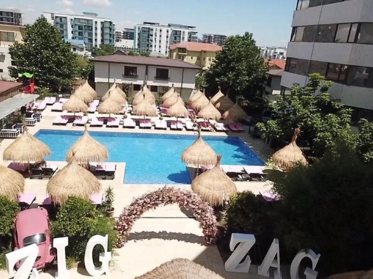 Apartamanet lux la malul marii /mamaia nord/piscina/parcare/restaurant
