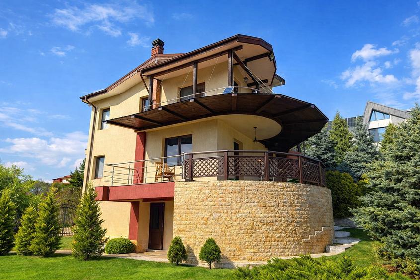 Vilă elegantă, 7 camere, cu sală de fitness și saună — Bucium, Iași