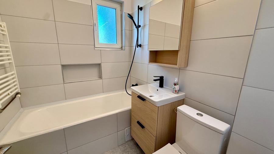 Apartament cu 2 camere de inchiriat in Podu Ros