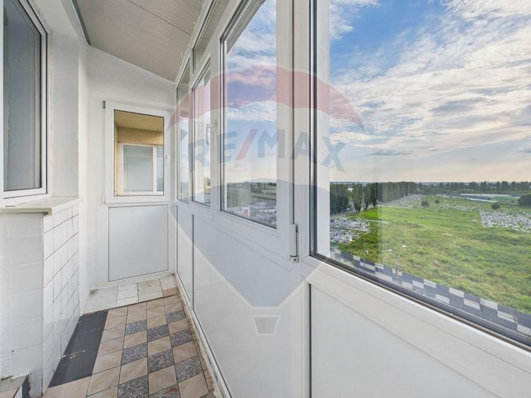 Apartament cu 3 camere de vânzare în zona Giurgiului