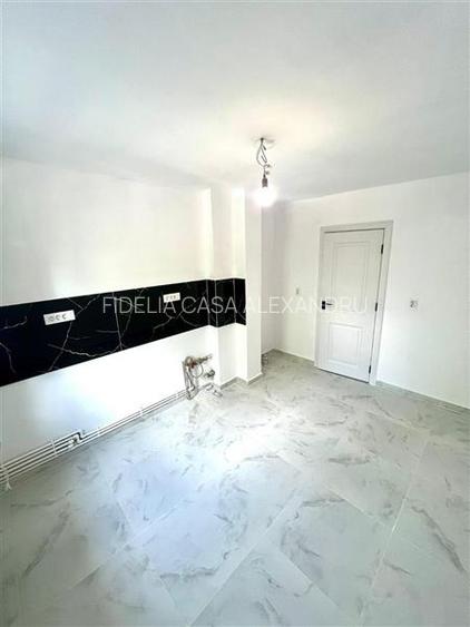 Apartament cu 4 camere Dacia, et 1 - 12