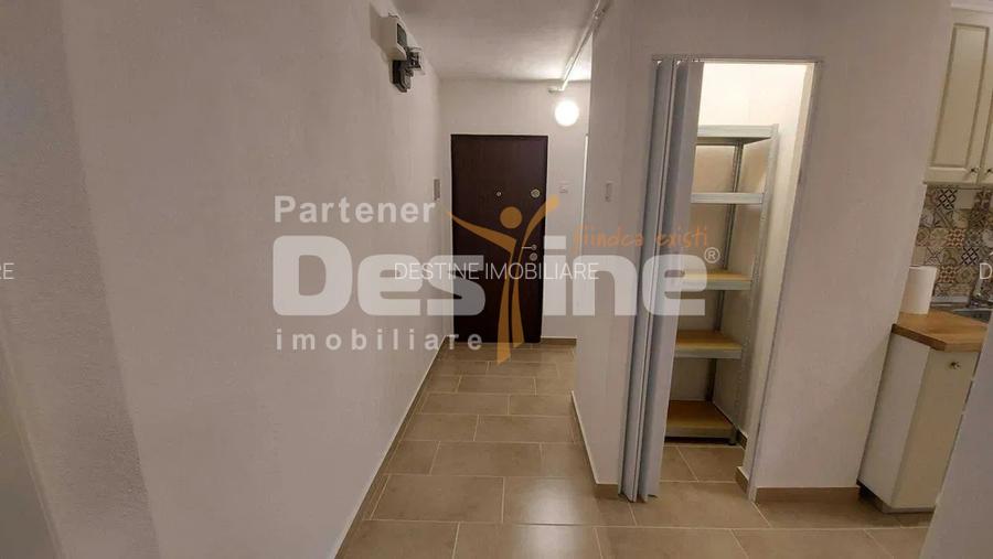 Apartament 2 camere decomandat in bloc izolat, situat in cartierul ASTRA - 8