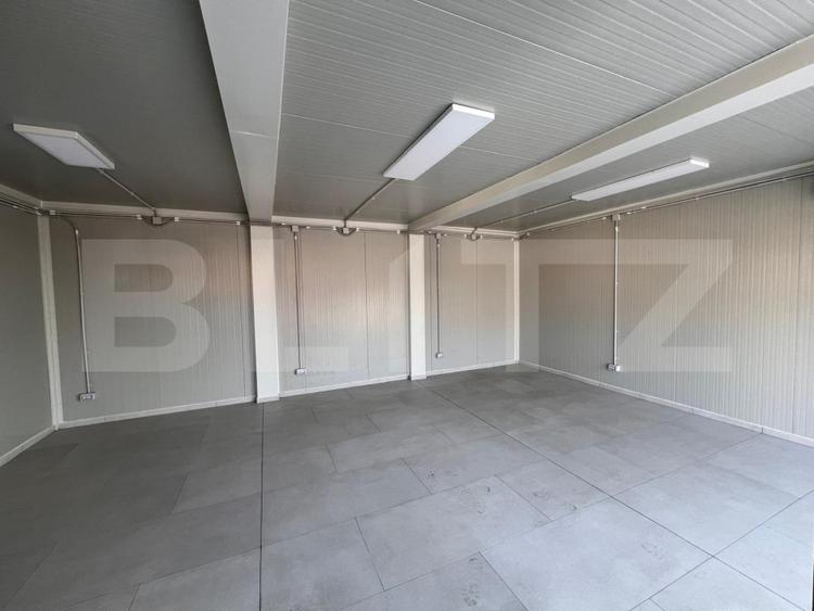 Spatiu comercial, 44 mp, zona Ford
