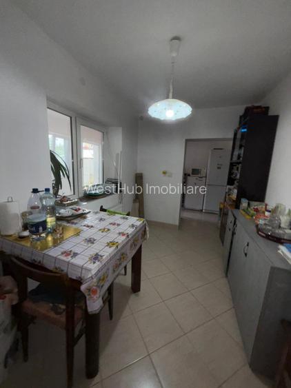 Casa cu trei camere avand 90mp suprafata utila, in zona  Mehala - 10