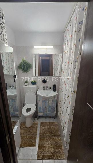 Renovat // Mobilat/utilat // Decomandat - 10