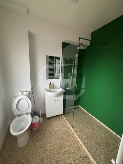 Cabana/Pensiune/Locuință cu privire la lac!