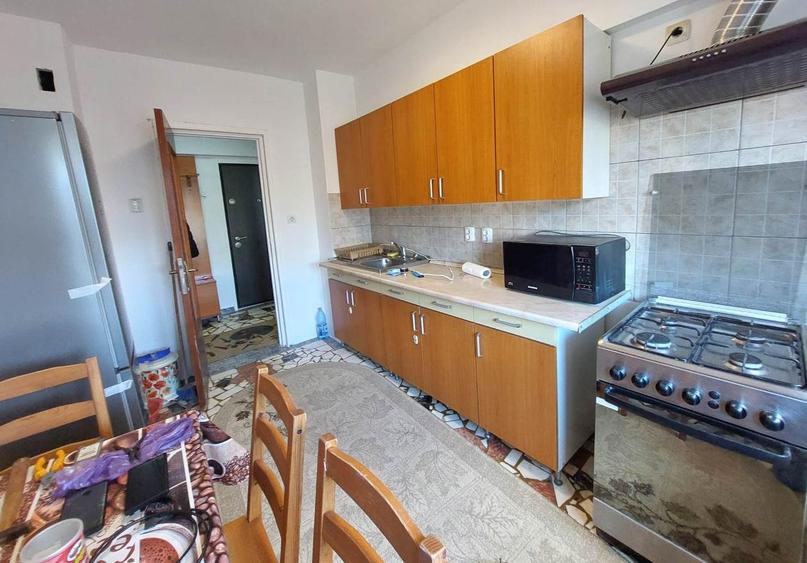 3 camere 80 mp 2 bai langa Parc Morarilor