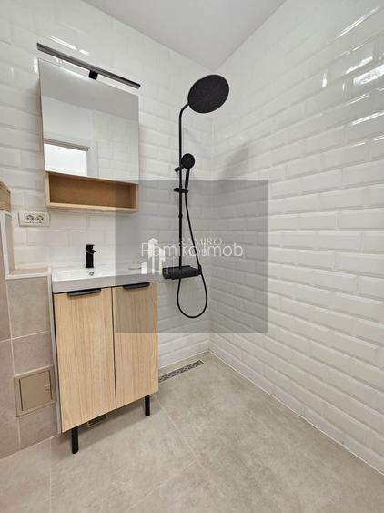 2 camere decomandat, modern| Parcare | 5 min metrou Apărătorii Patriei