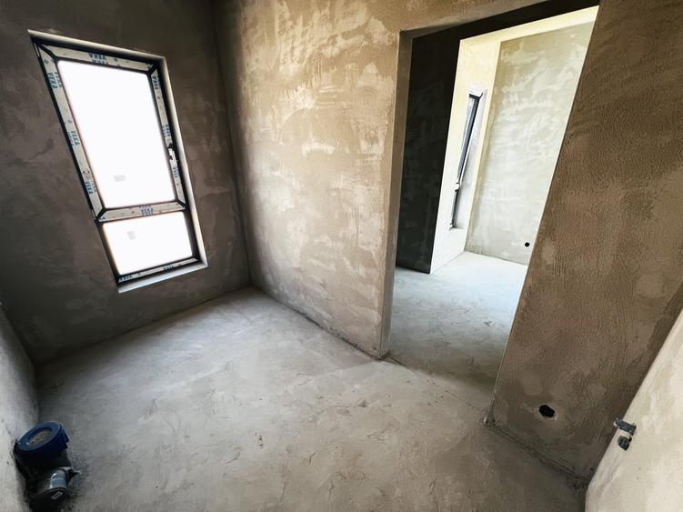 Casa individuala , 146 mp utili , 400 mp teren liber , in zona Tauti