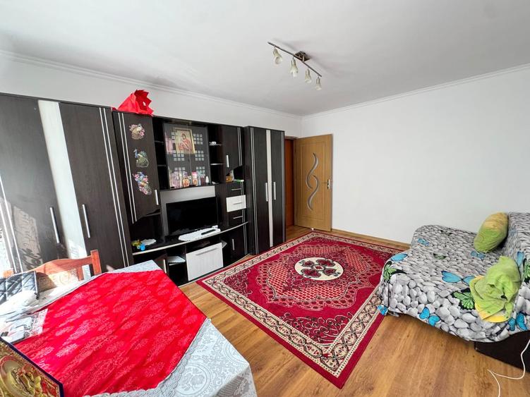 Intersectia TIC TAC - Spital, Apartament 2 cam, etaj 3/4, mobilat & utilat