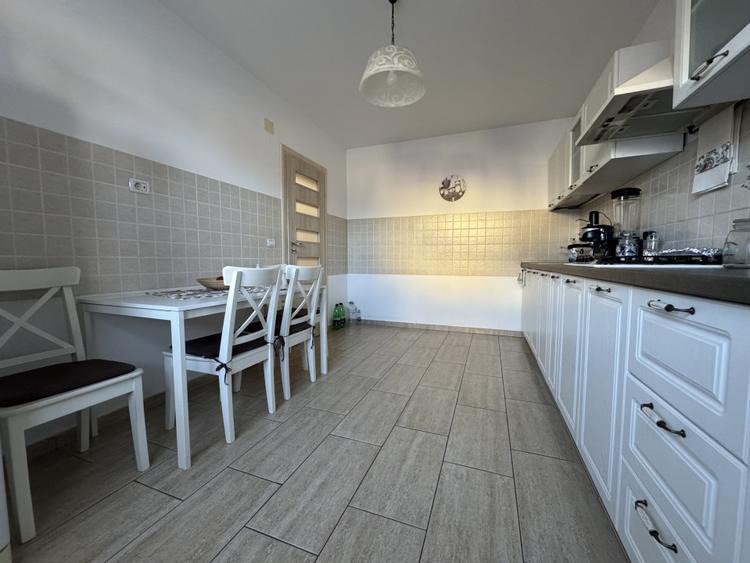 Duplex 4 camera, 120mp utili, 330mp teren-Mosnita Noua