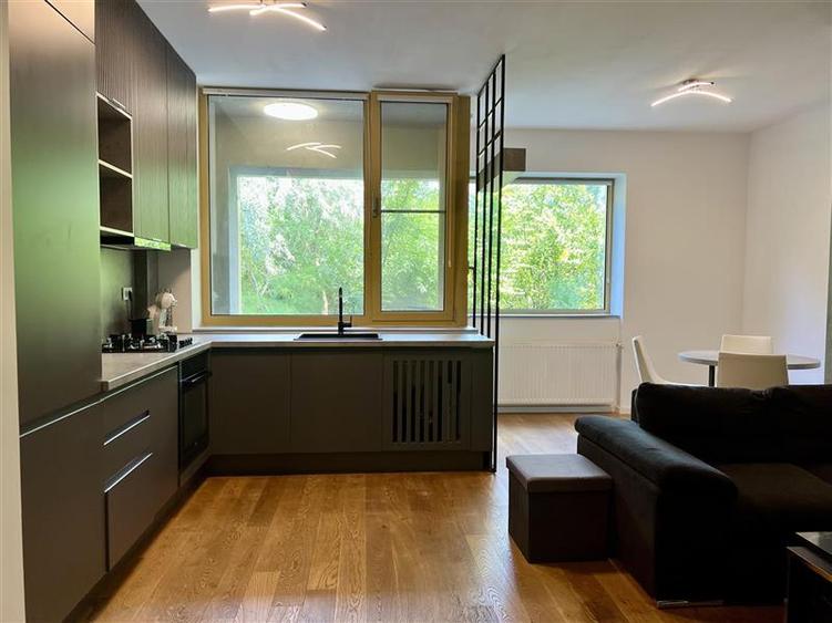 Apartament modern 2 camere II Curte proprie II Loc parcare suberan