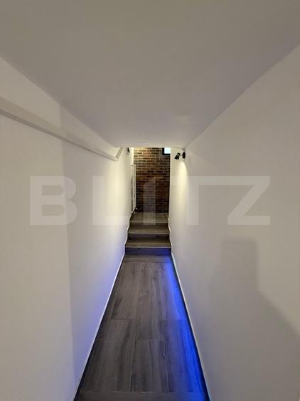 Apartament de vanzare, cu 2 camere, 65 mp, zona centrala