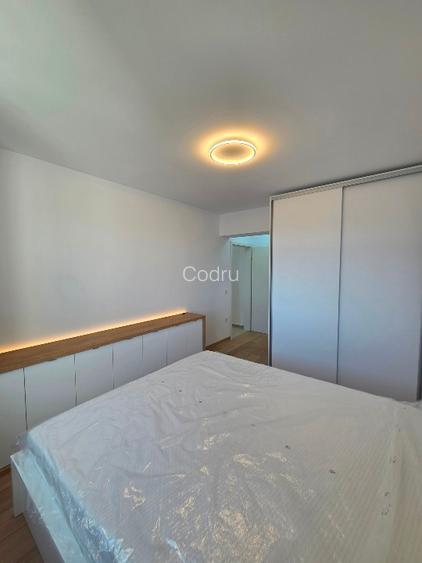 Inchiriez apartament cu 3 camere - 5