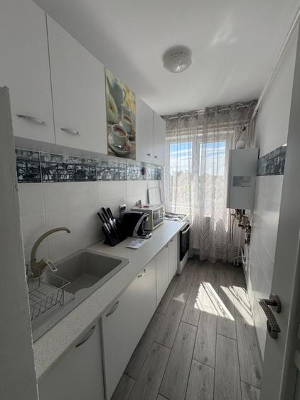 Apartament semidecomandat 2 camere, 43 mp, renovat complet, zona Craiovita