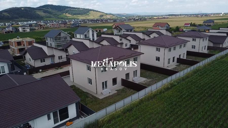 Duplex Sânpetru | Intabulat | Utilitǎti |