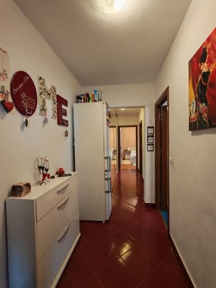 Apartament 3 camere decomandate Cornisa