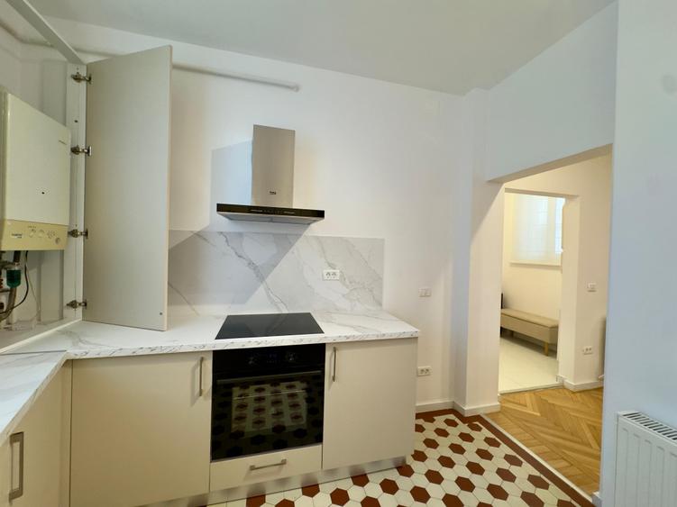 The #4th Crib - Jean Louis Calderon 4 Rooms