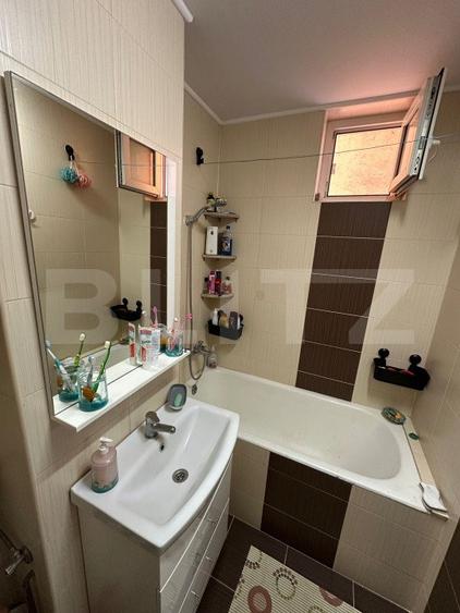 Apartament de vanzare, cu 2 camere, 49 mp, zona Nicolae Balcescu
