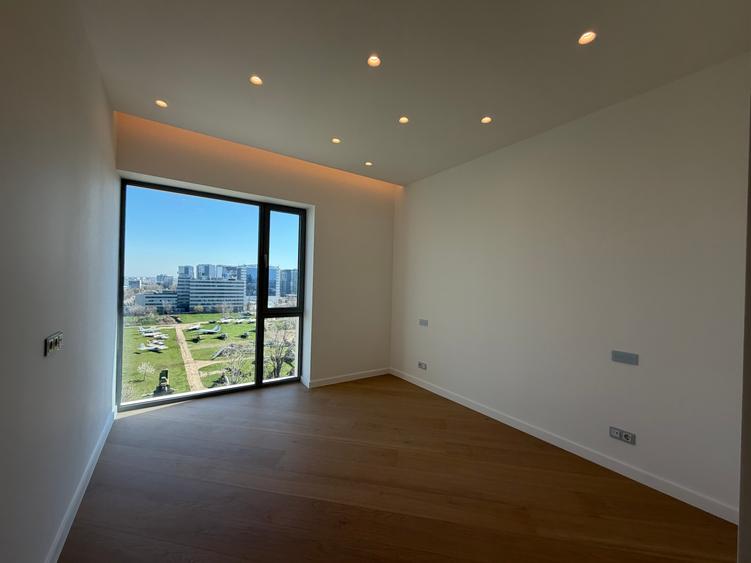 Apartament în Aviatiei Towers,singur pe etaj,parcare valabilă