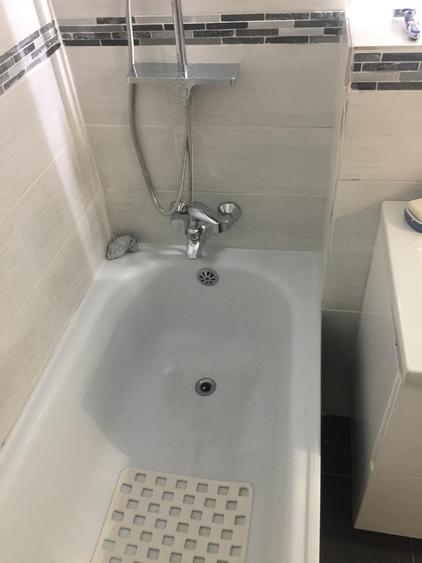 Apartament cu două balcoane