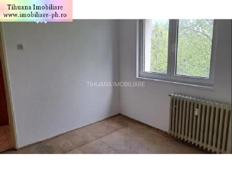 Apartament 3 camere de vanzare : Nord - (Cameliei) - 2