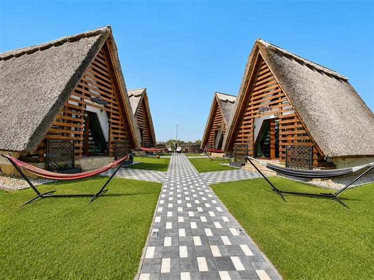 Complex turistic de vanzare Murighiol Delta Dunarii