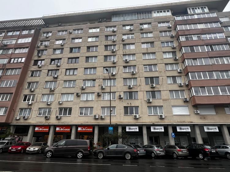 Apartament Sala Palatului