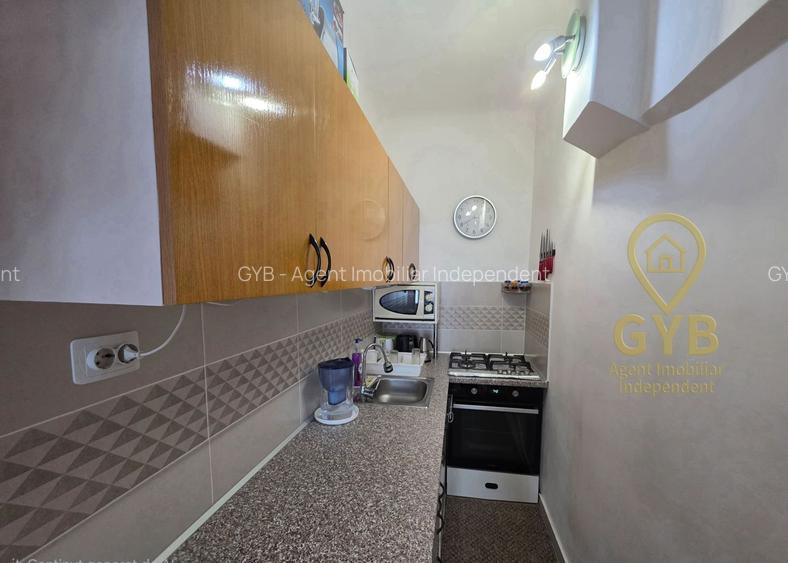 De vânzare apartament în clădire istorică * Ultracentral * Piața Gojdu - 14