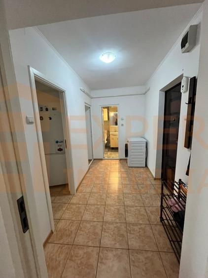 Apartament 2 camere de închiriat în Constanța zona Faleză Nord, termen lung