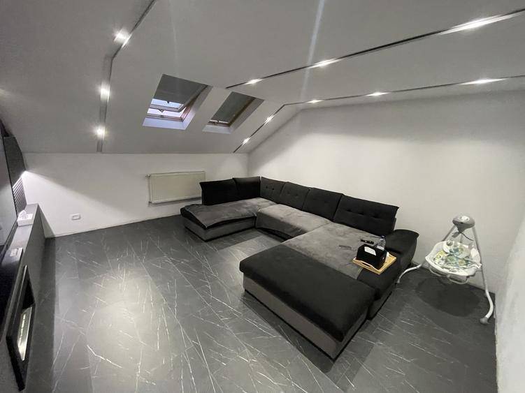 Casa S+P+E+M | 605 mp utili | 10 camere | 3 bucatarii | 4 bai | 3 terase | Garaj