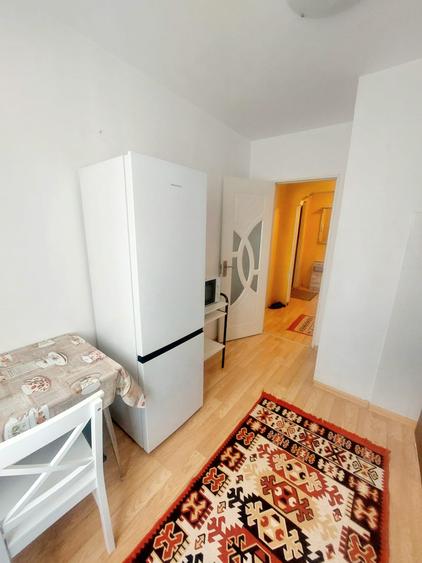 Apartament 2 camere decomandat, etajul 1, zonă centrală ICIL