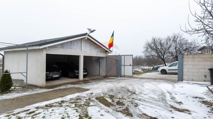 Vilă cu piscină –ideală pentru familie sau pensiune, Bacu-acces A1/A0