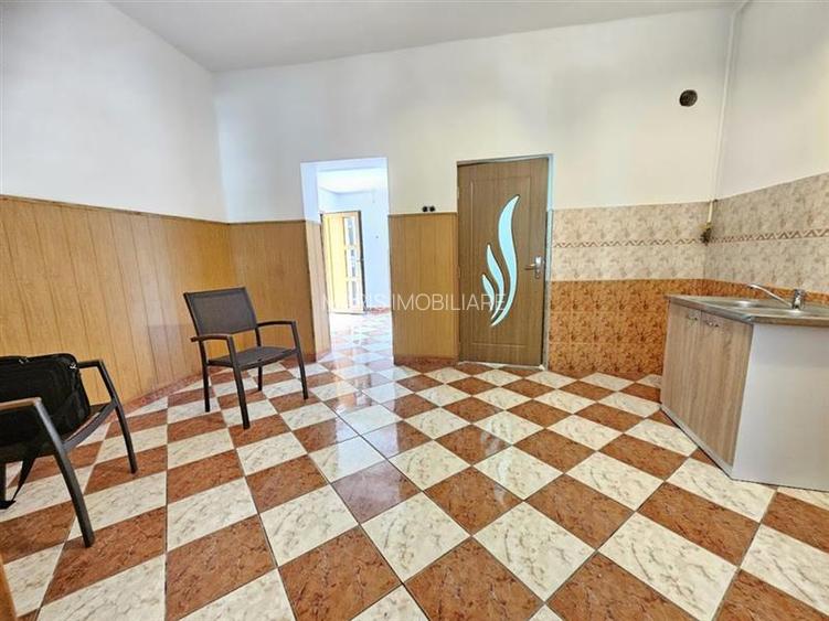 Casa 4 camere, S 110 mp Centru cu panouri pretabil servicii, birouri. - 7