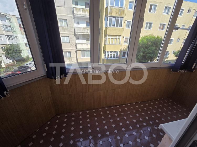 Apartament 2 camere decomandat 78 mp utili 2 balcoane etajul 2 - 12