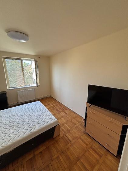 Apartament 2 camere piata 700, central, de inchiriat