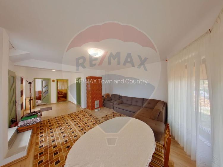 Casă / Vilă cu 5 camere de vânzare - 3