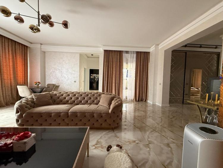 Penthouse trilateral premium, 160 mp, zona Electroputere Mall