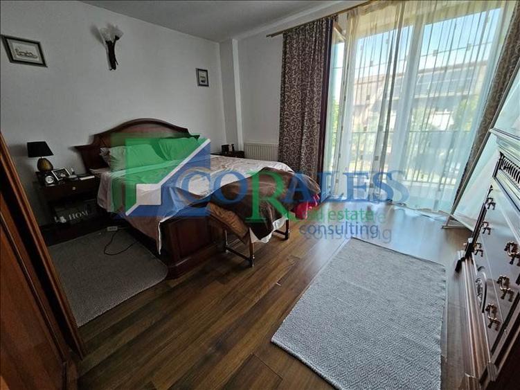 1/2 duplex, oras, partial mobilat!