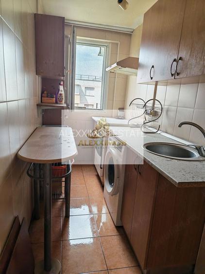 Apartament de Vanzare - 2 camere - 38 mp - Zona Colentina - 2