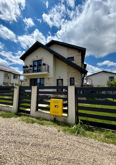 Casa modernă 4 camere de vânzare în Berceni, Ilfov – gata de mutare, Asfalt
