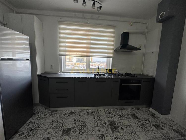 Metrou Berceni, 2 camere mobilat cu balcon