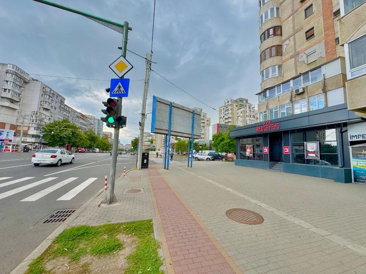 PF. Închiriez spatiu comercial in Pacurari- intersectia Moara de Foc