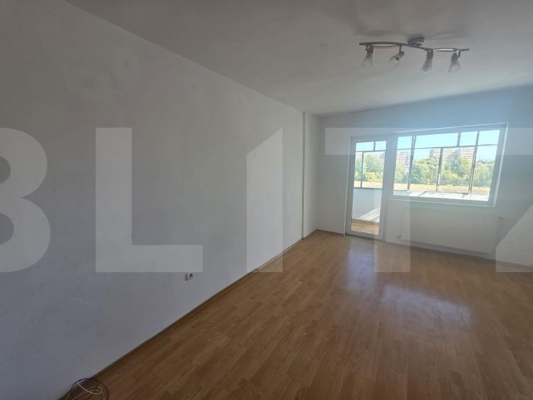 Apartament cu 2 camere, 47 mp, zona Lenin