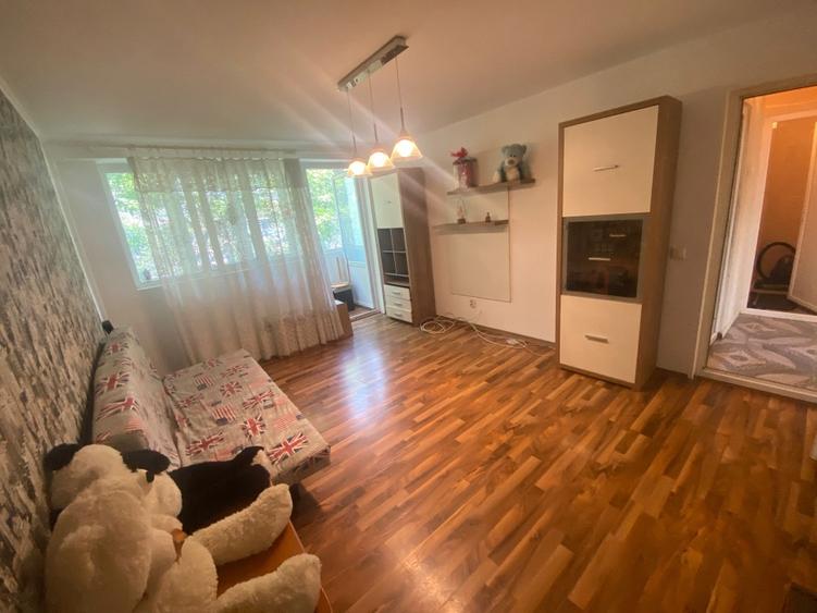 Ocazie! Apartament 2 camere decomandat, metrou Drumul Taberei, Comision 0%!